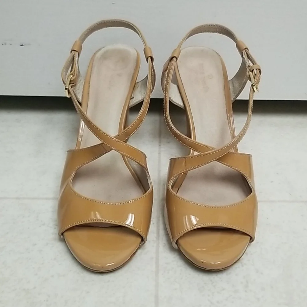 KATE SPADE patent leather heels beige tan cream